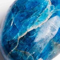 Apatite, Blue - Palm
