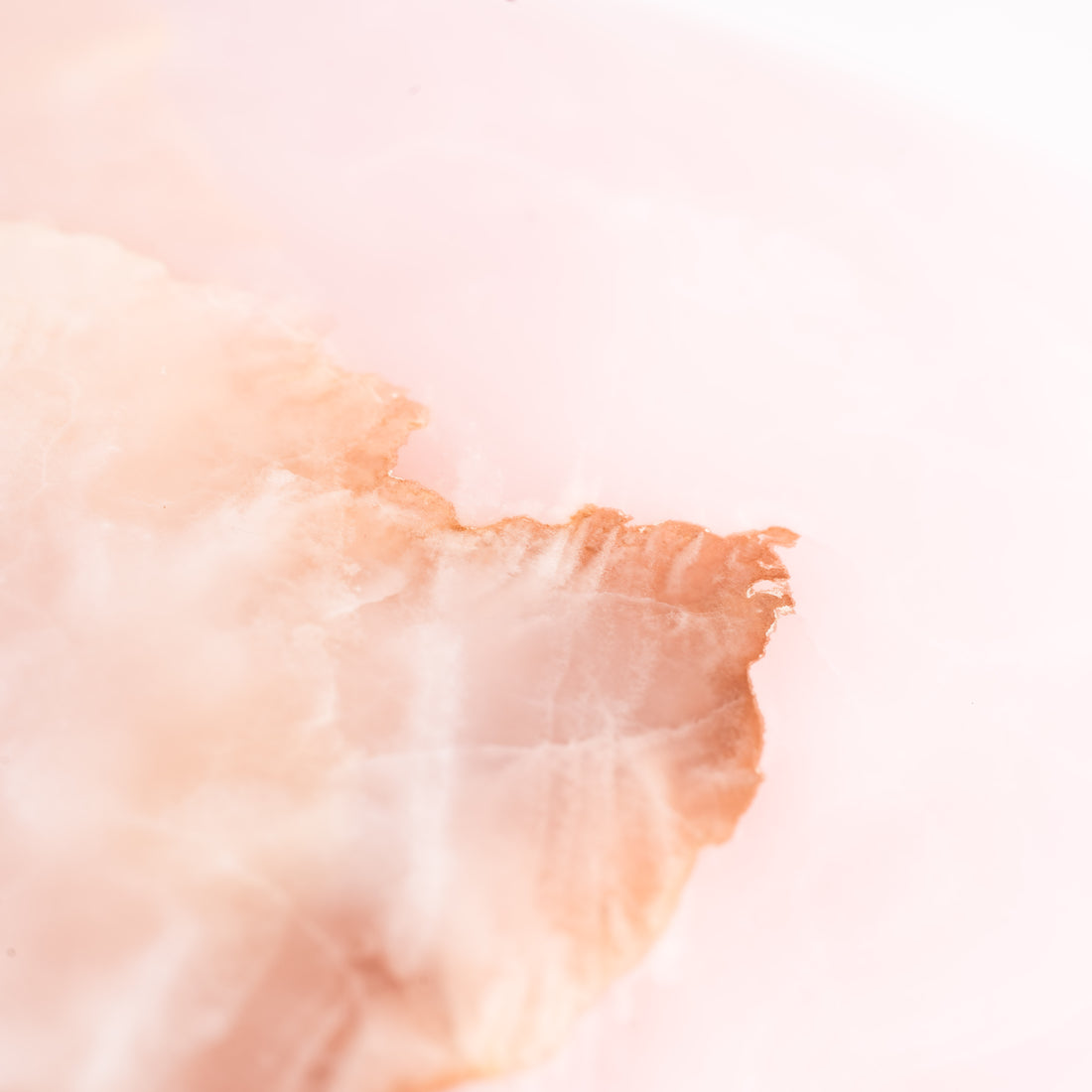 Mangano Calcite - Statement Piece