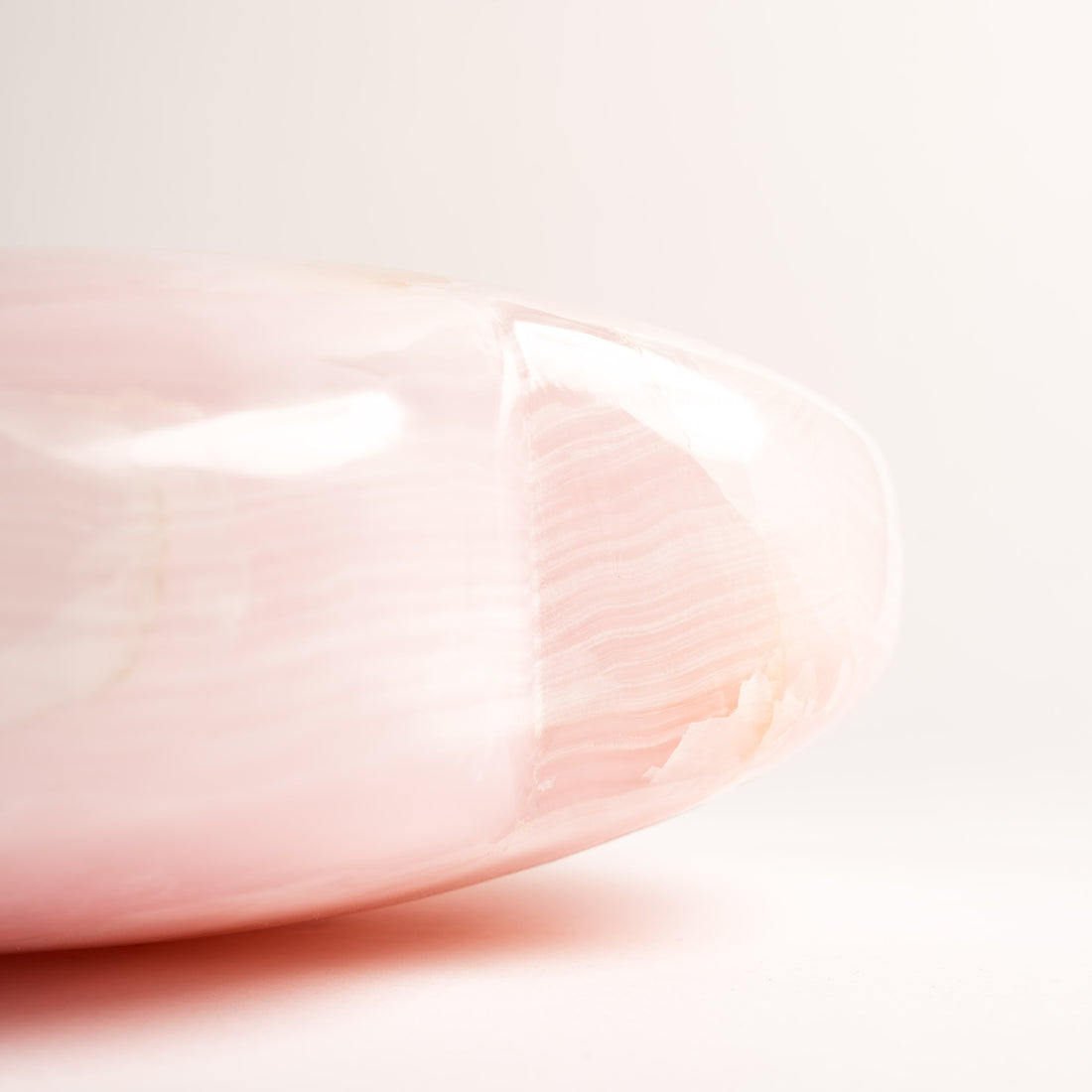 Mangano Calcite - Statement Piece