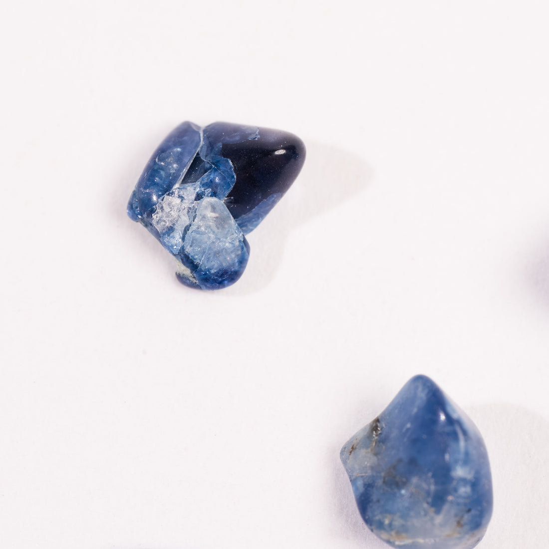 Benitoite- 5 in a Round