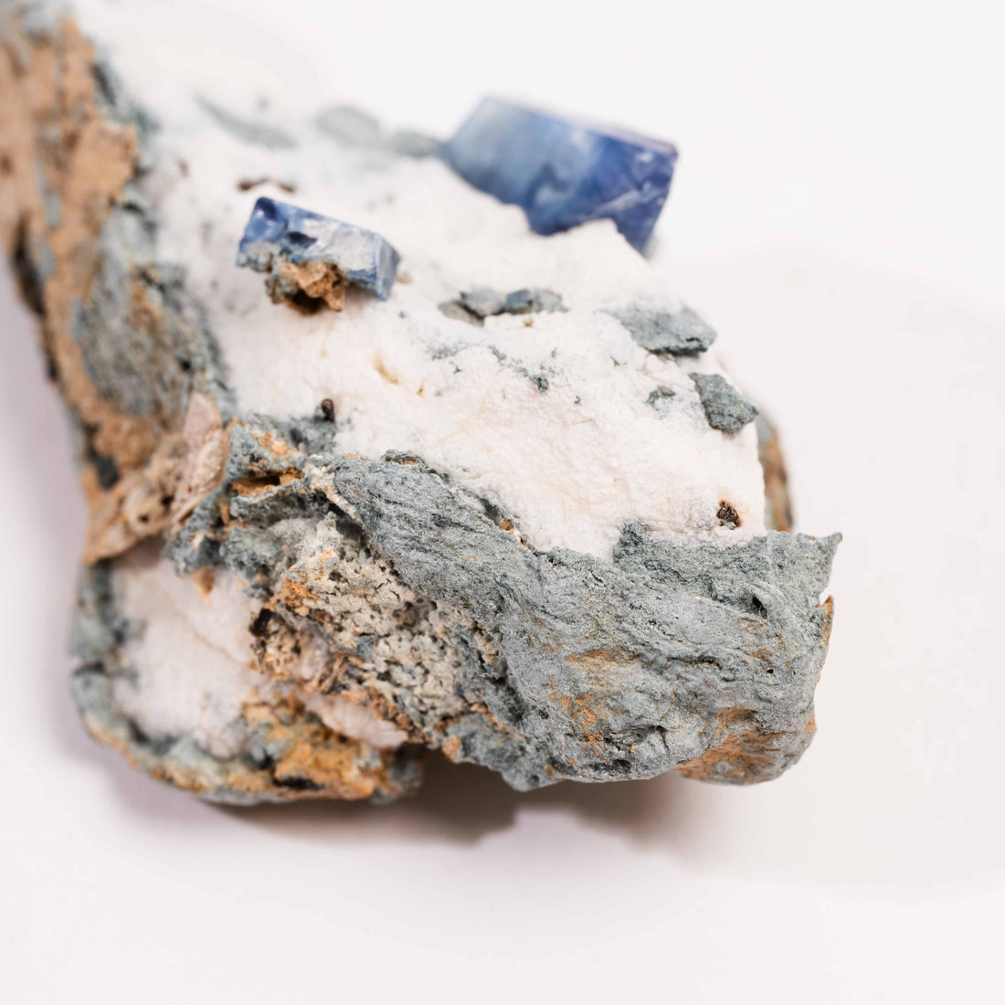 Benitoite- On Matrix