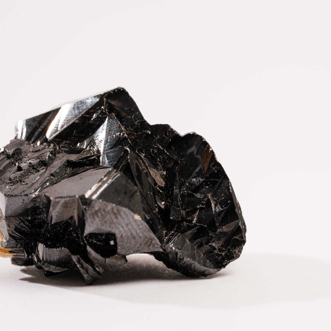 Cassiterite on Mica