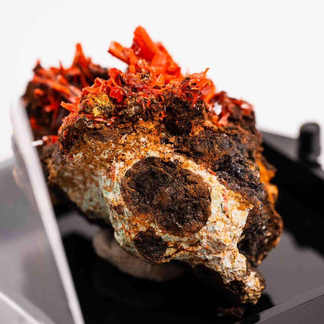 Crocoite- Cluster