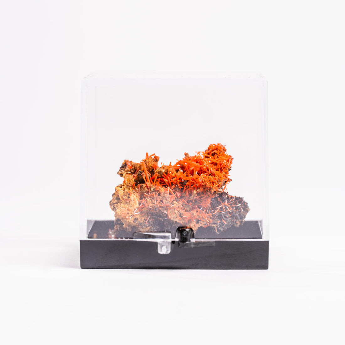 Crocoite- Cluster
