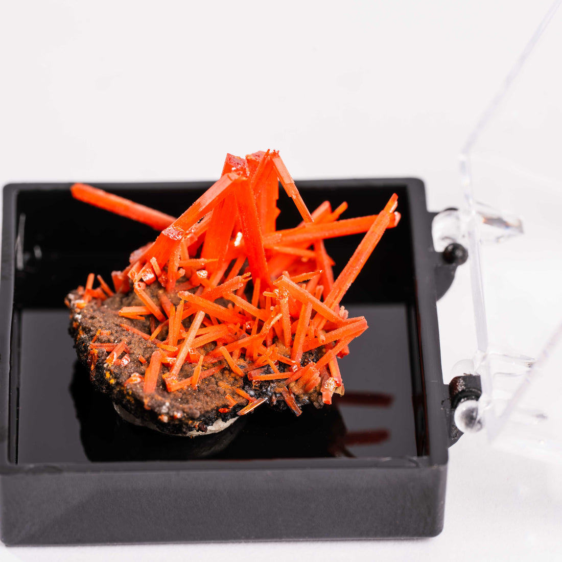 Crocoite- Cluster