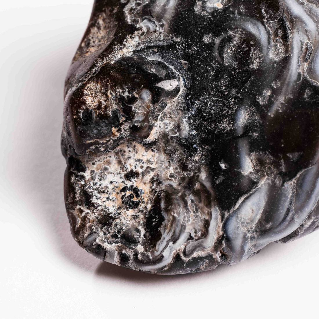 Agate, Enhydro