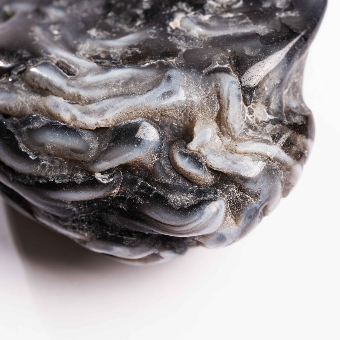 Agate, Enhydro