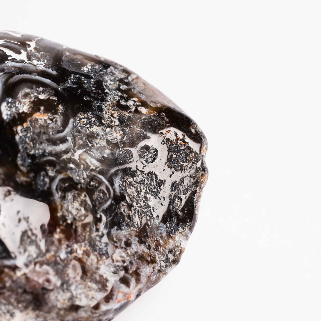 Agate, Enhydro