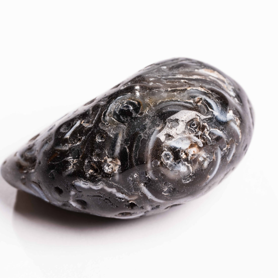Agate, Enhydro