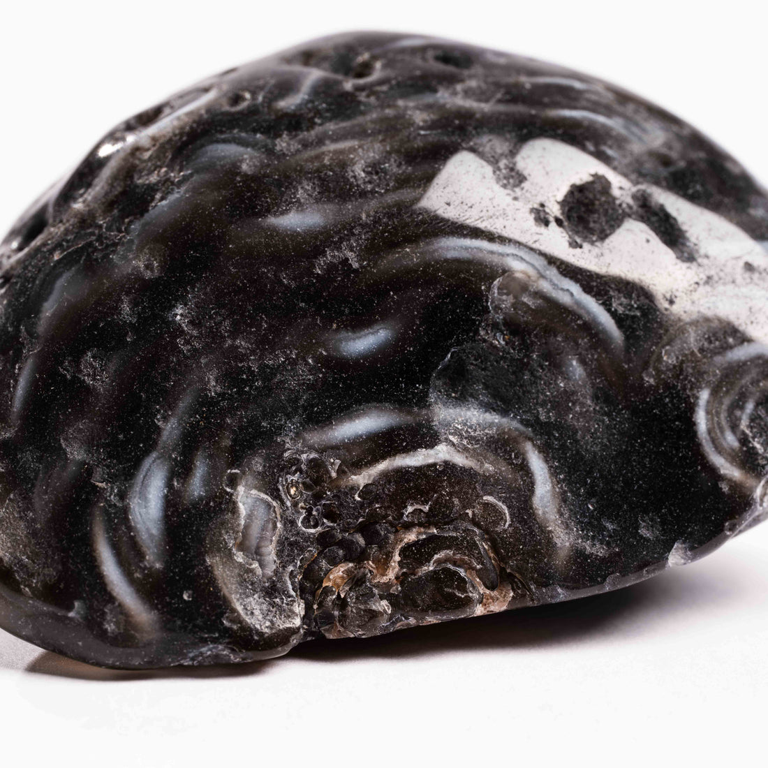Agate, Enhydro