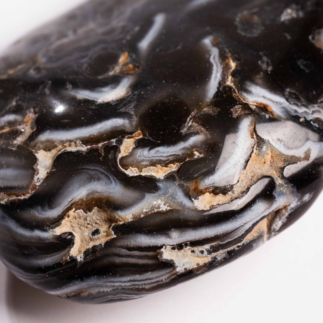 Agate, Enhydro