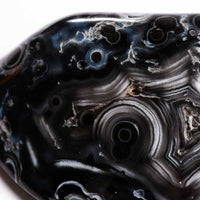 Agate, Enhydro