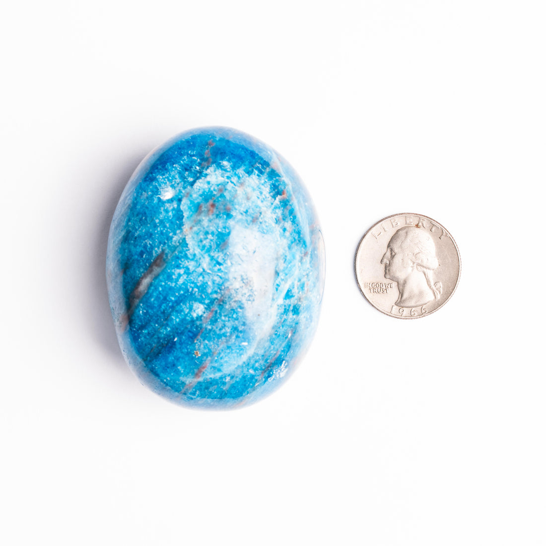 Apatite, Blue - Palm