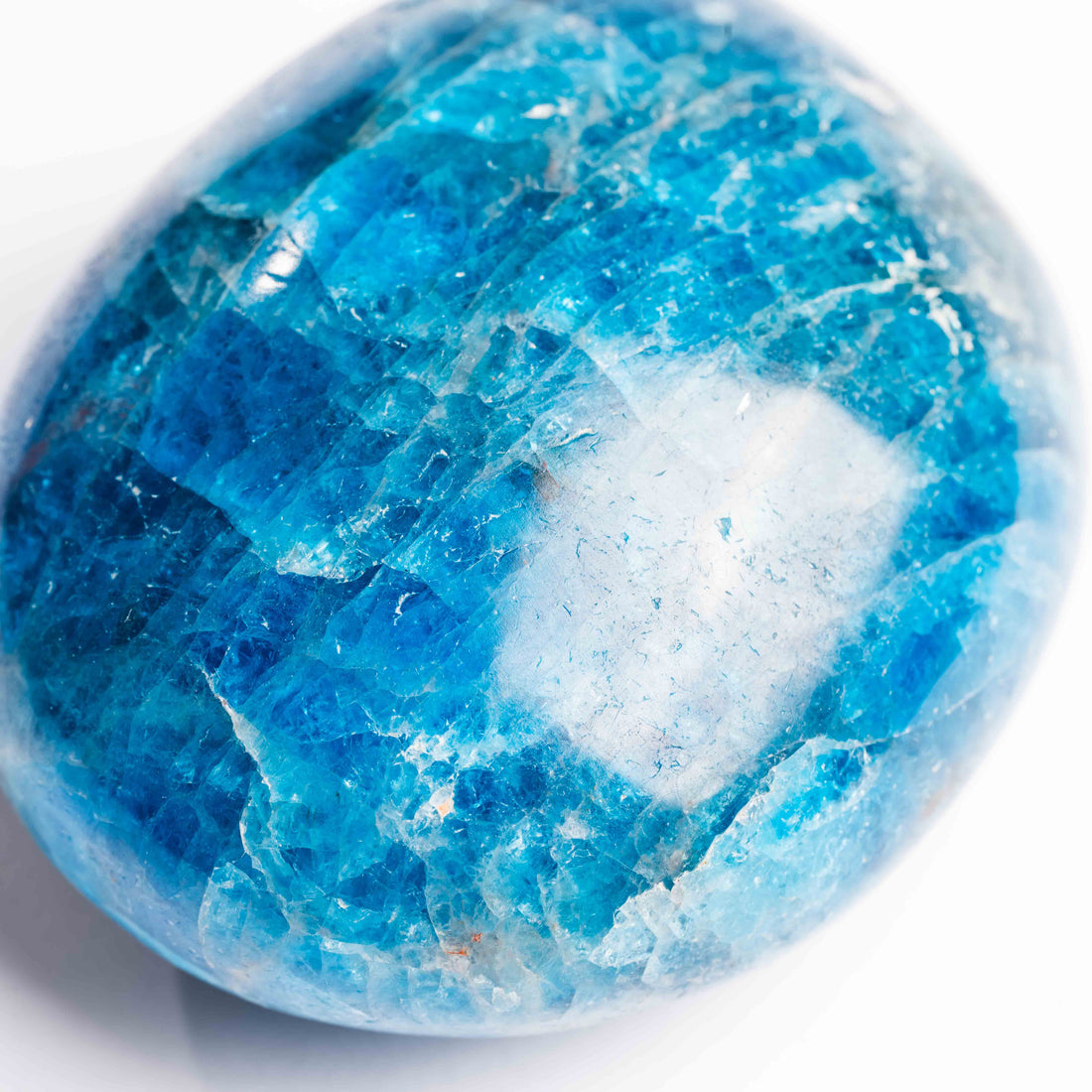 Apatite, Blue - Palm