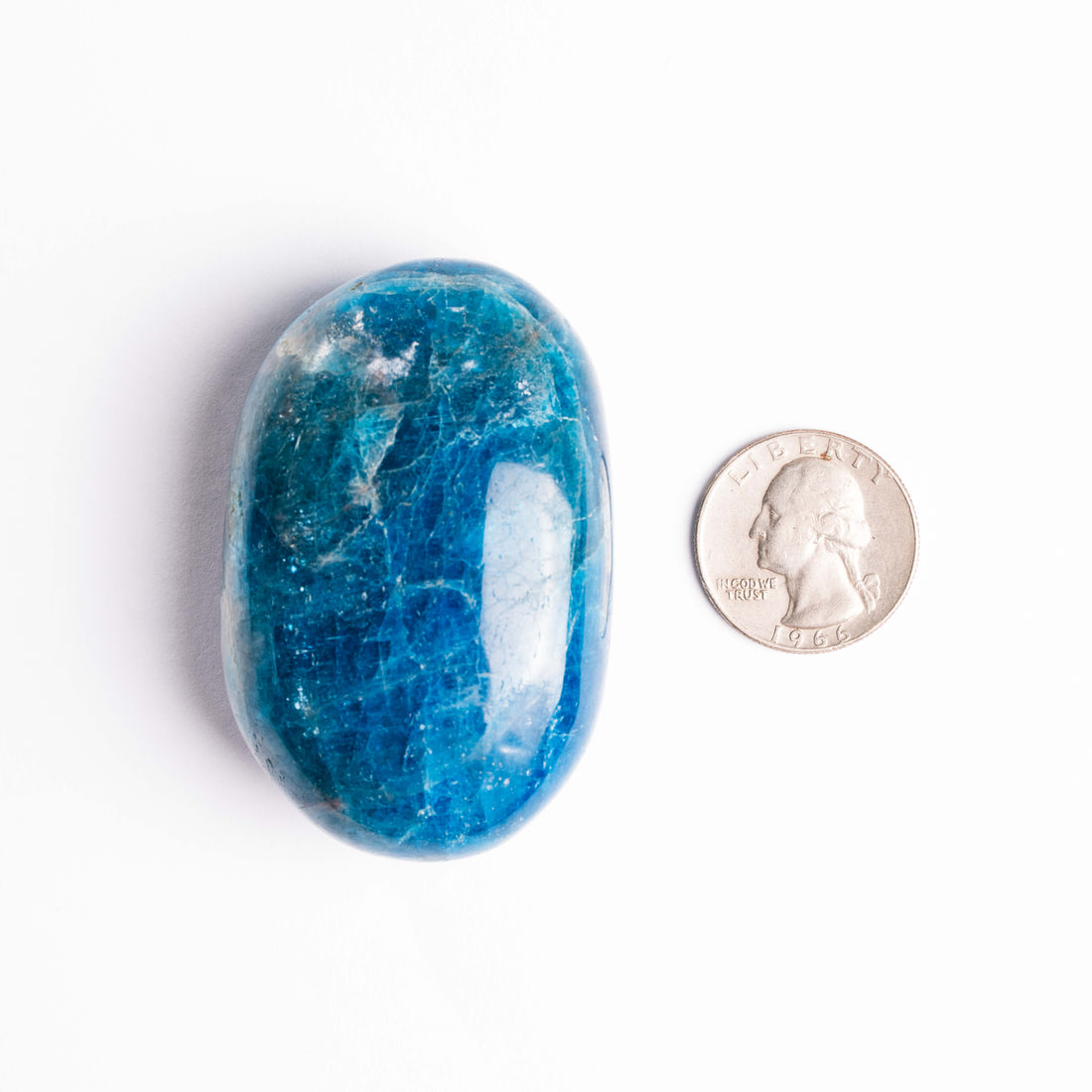Apatite, Blue - Palm