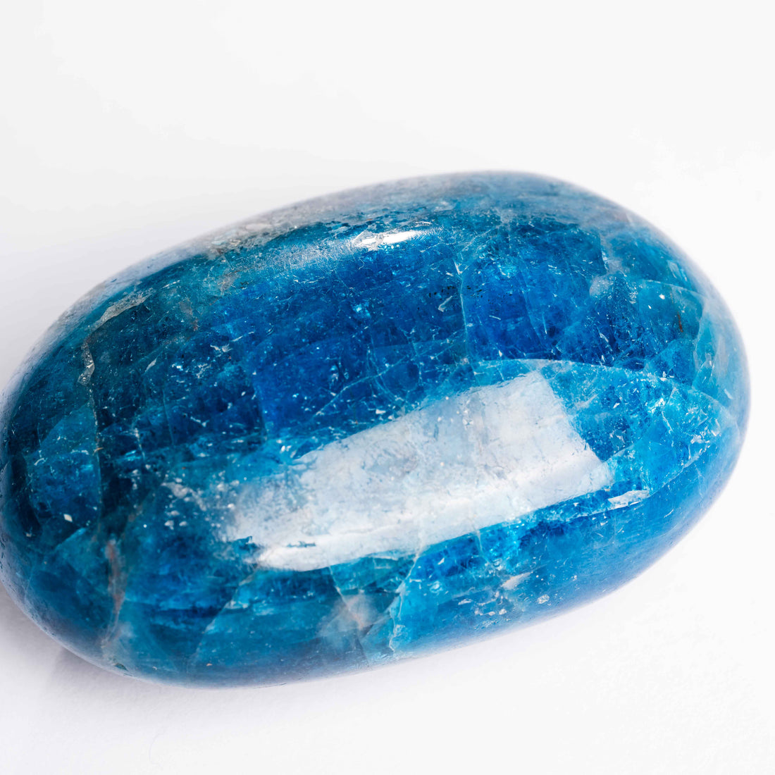 Apatite, Blue - Palm
