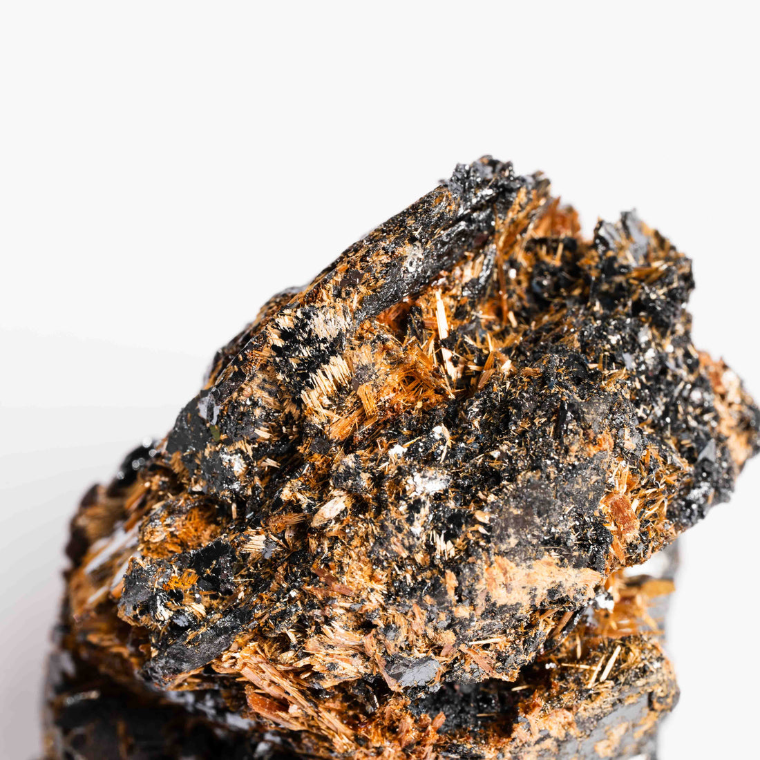 Rutile in Hematite