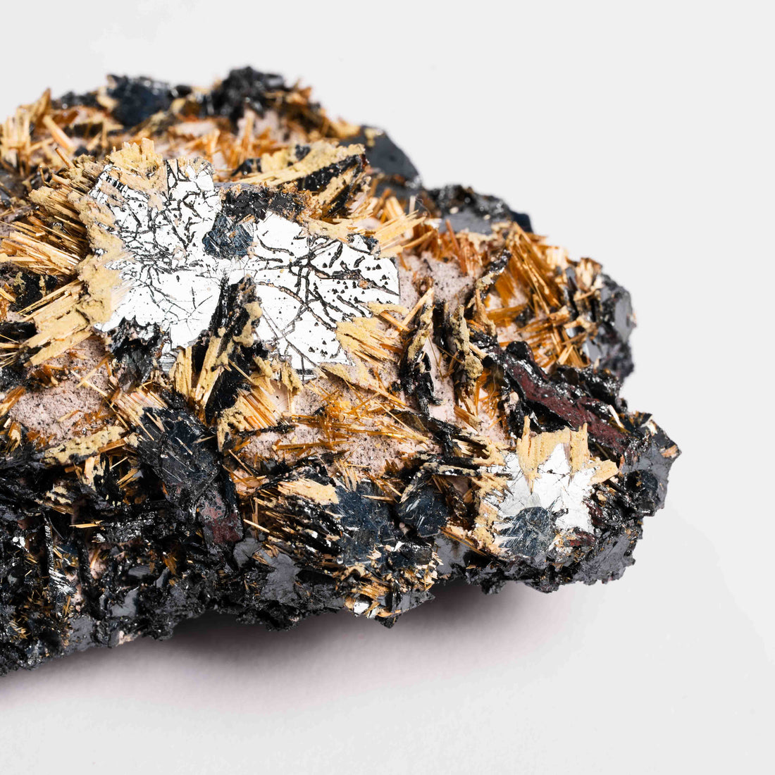 Rutile in Hematite