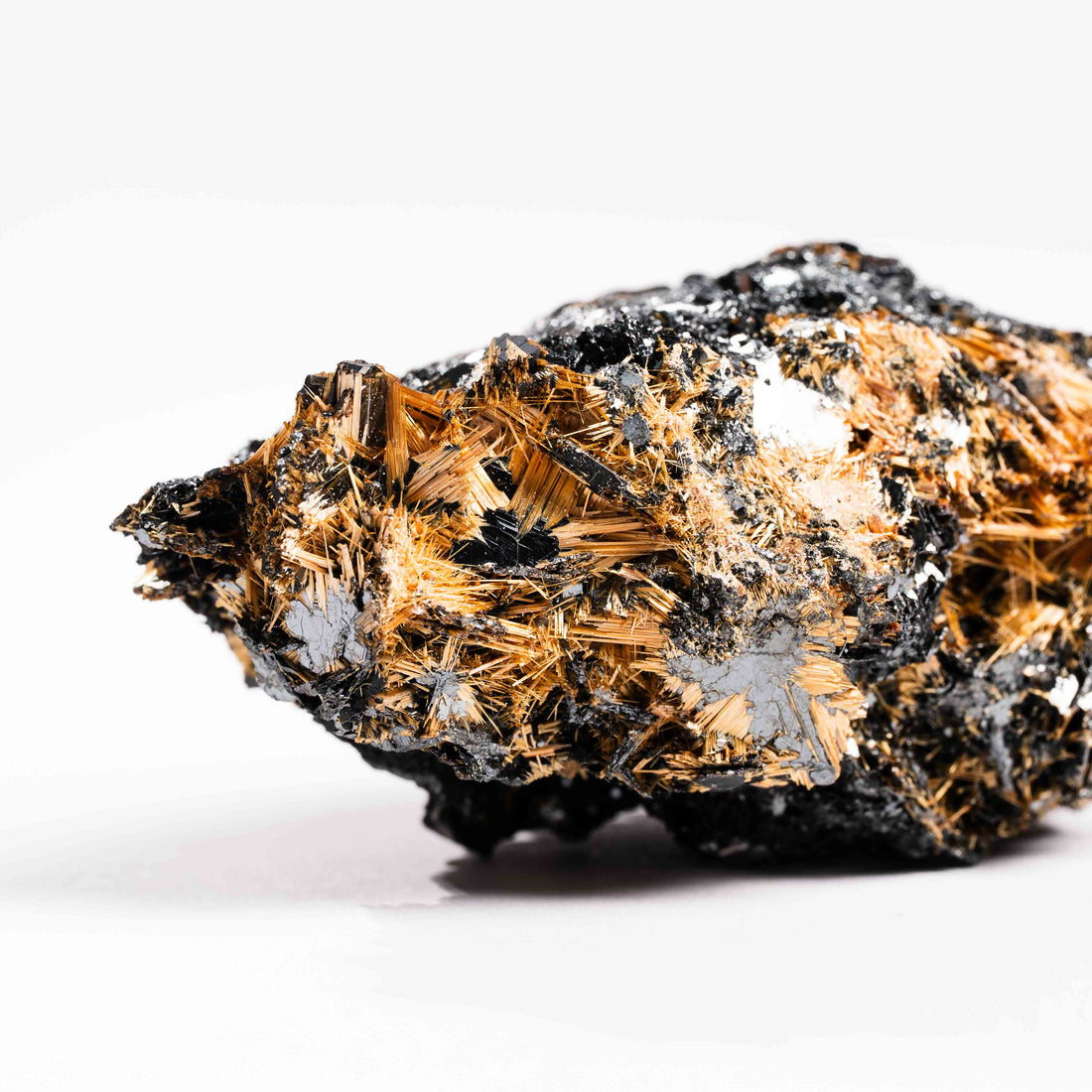 Rutile in Hematite