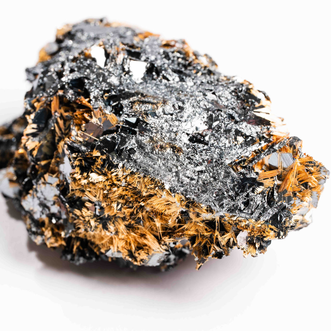 Rutile in Hematite