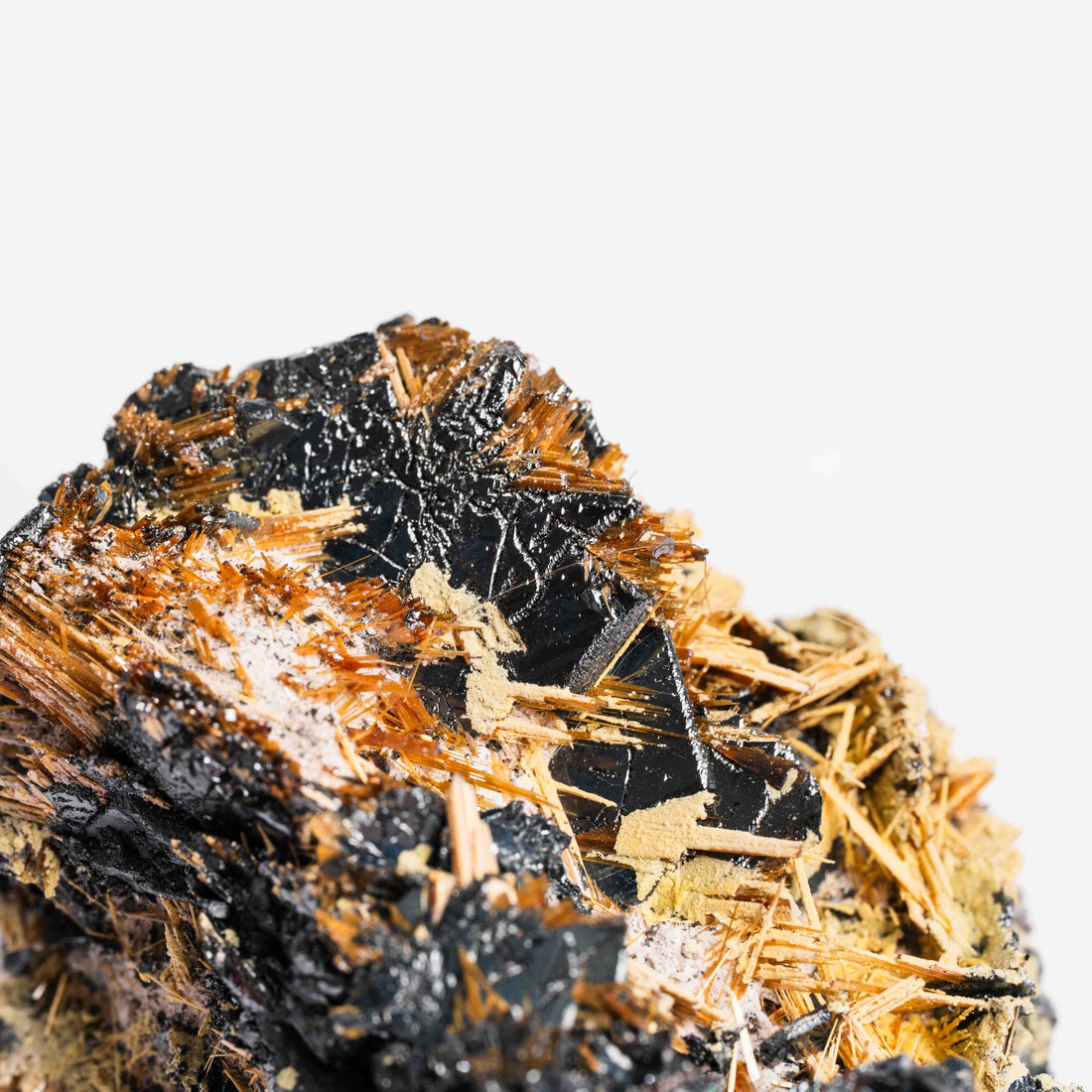 Rutile in Hematite