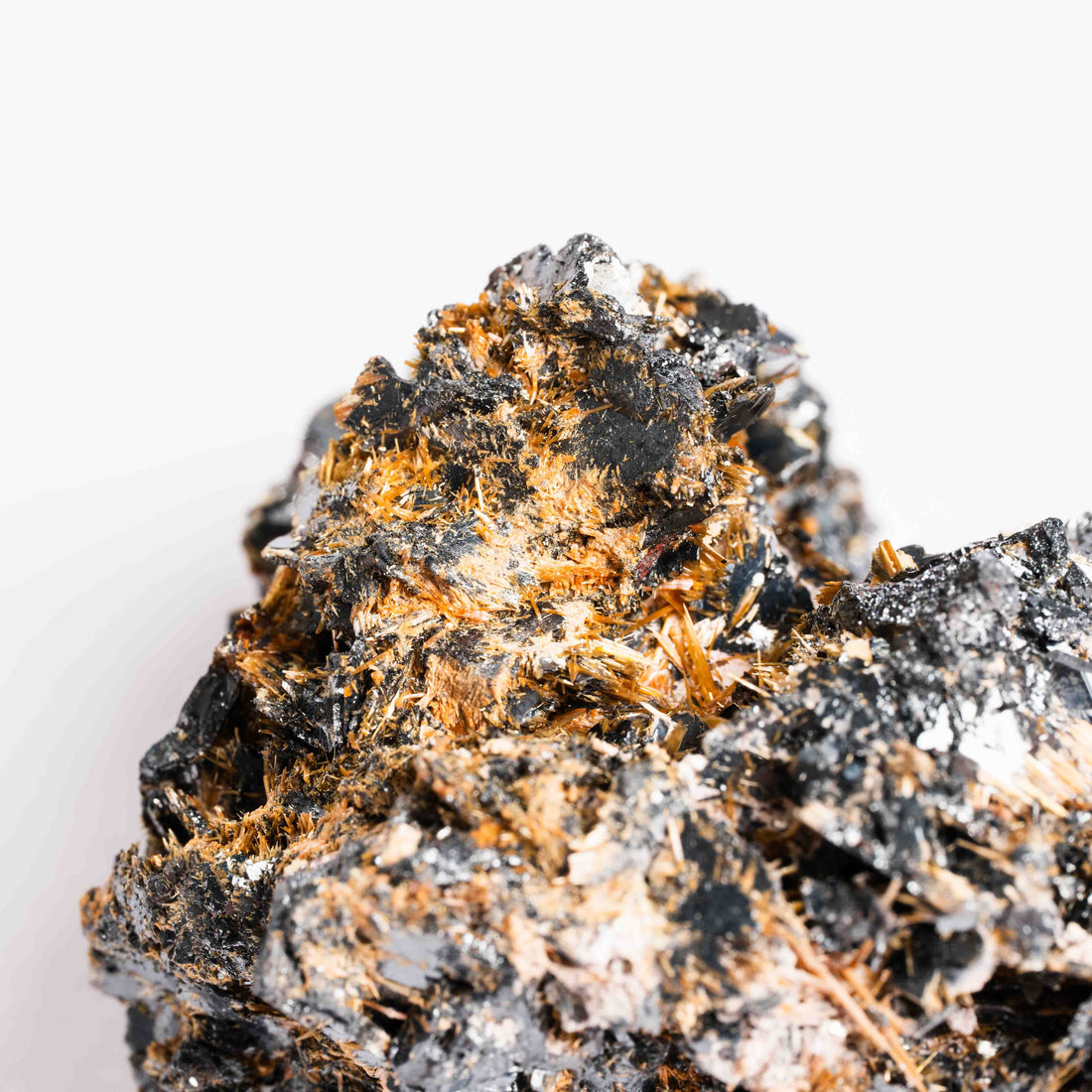 Rutile in Hematite