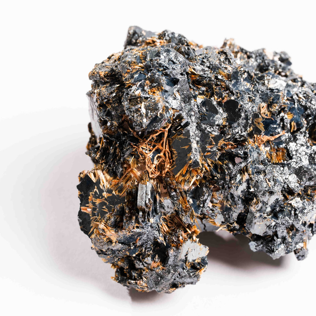Rutile in Hematite