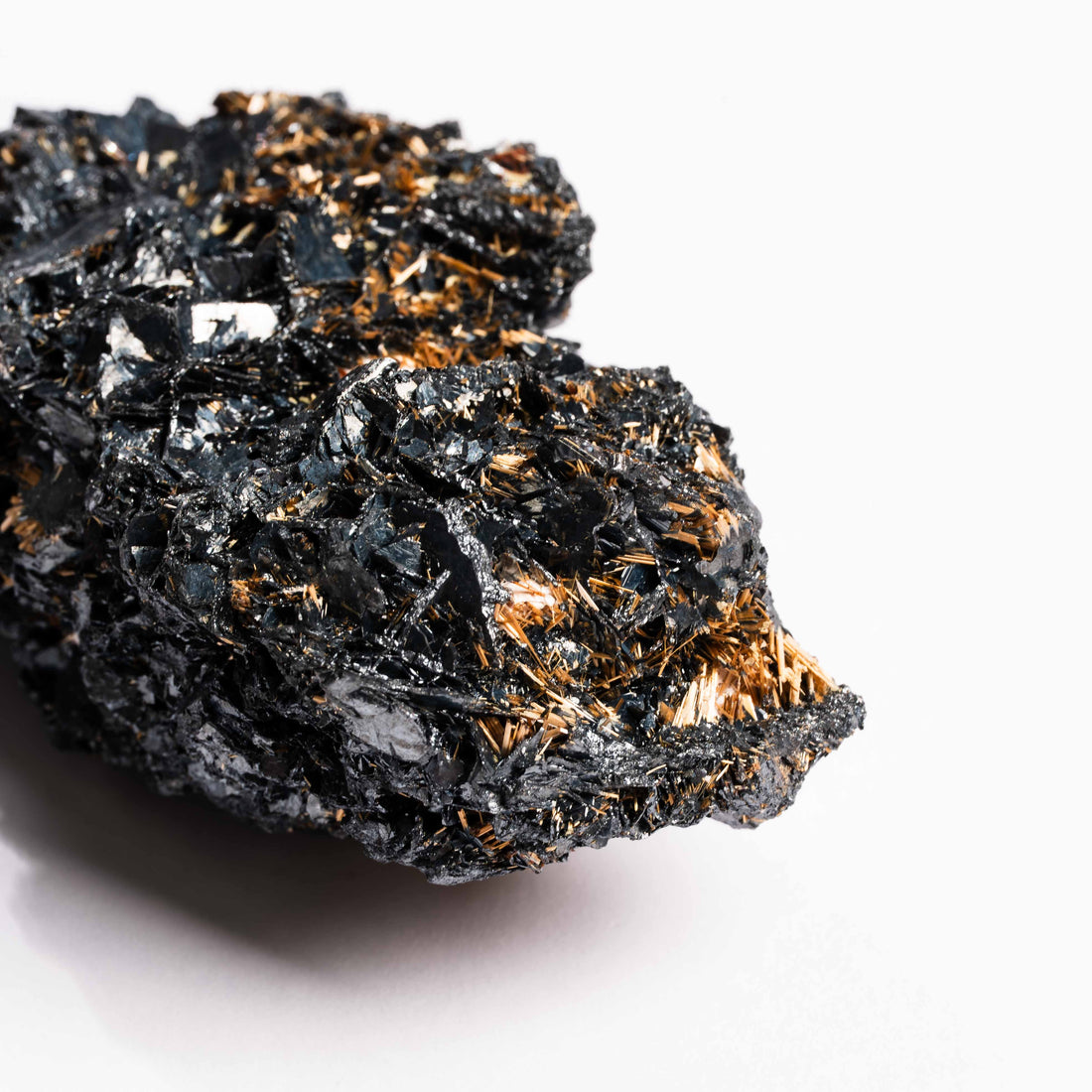 Rutile in Hematite