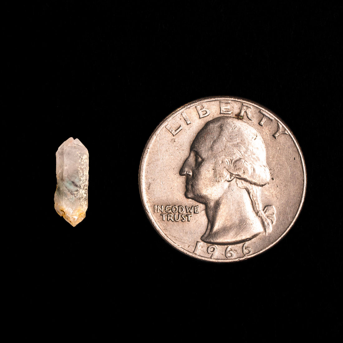 Papagoite and Ajoite in Quartz