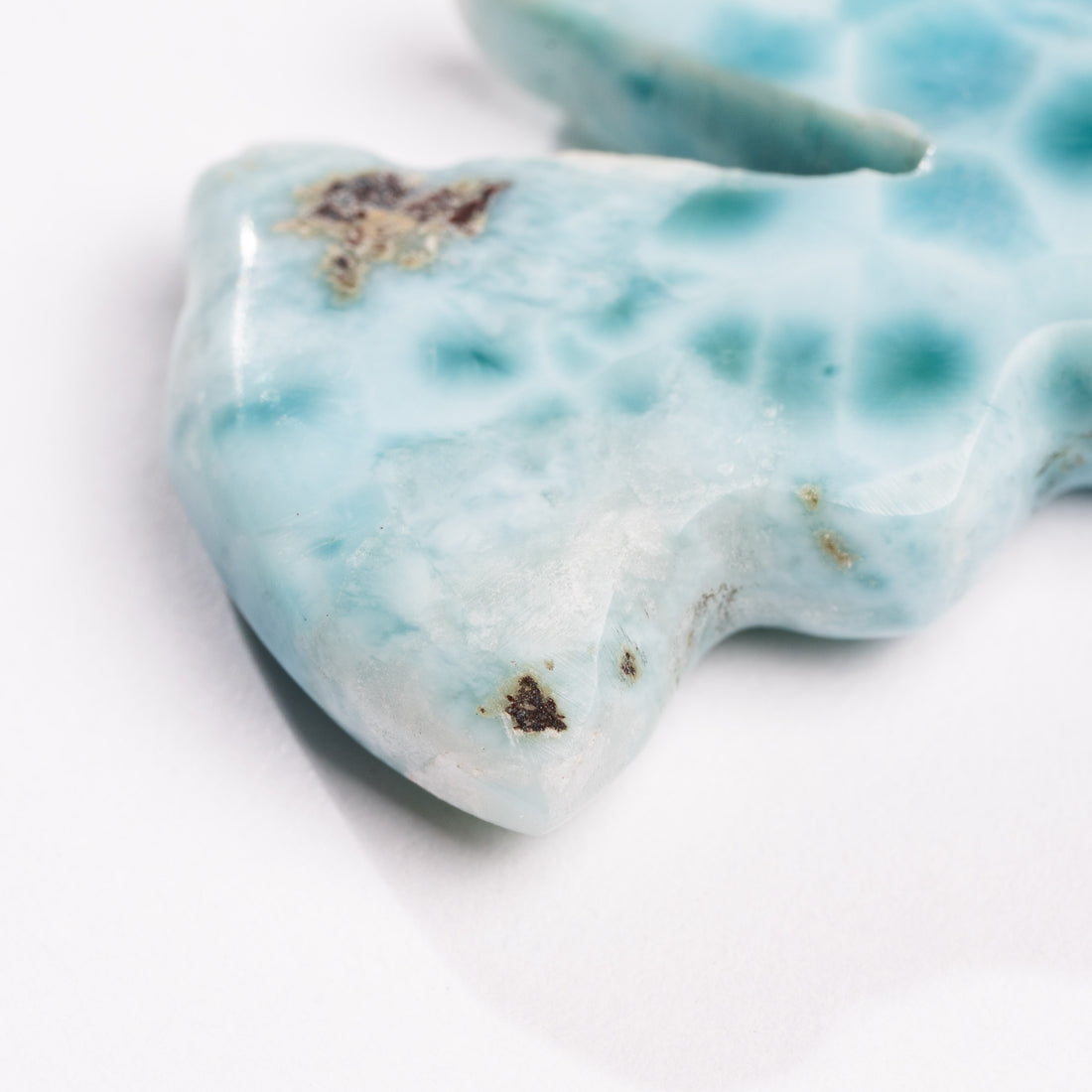 Larimar-Bunny Carving