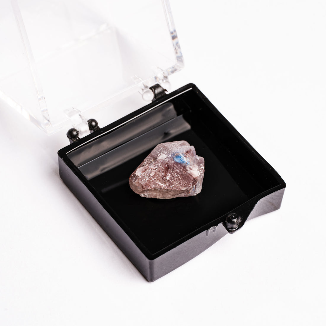 Papagoite and Ajoite in Quartz