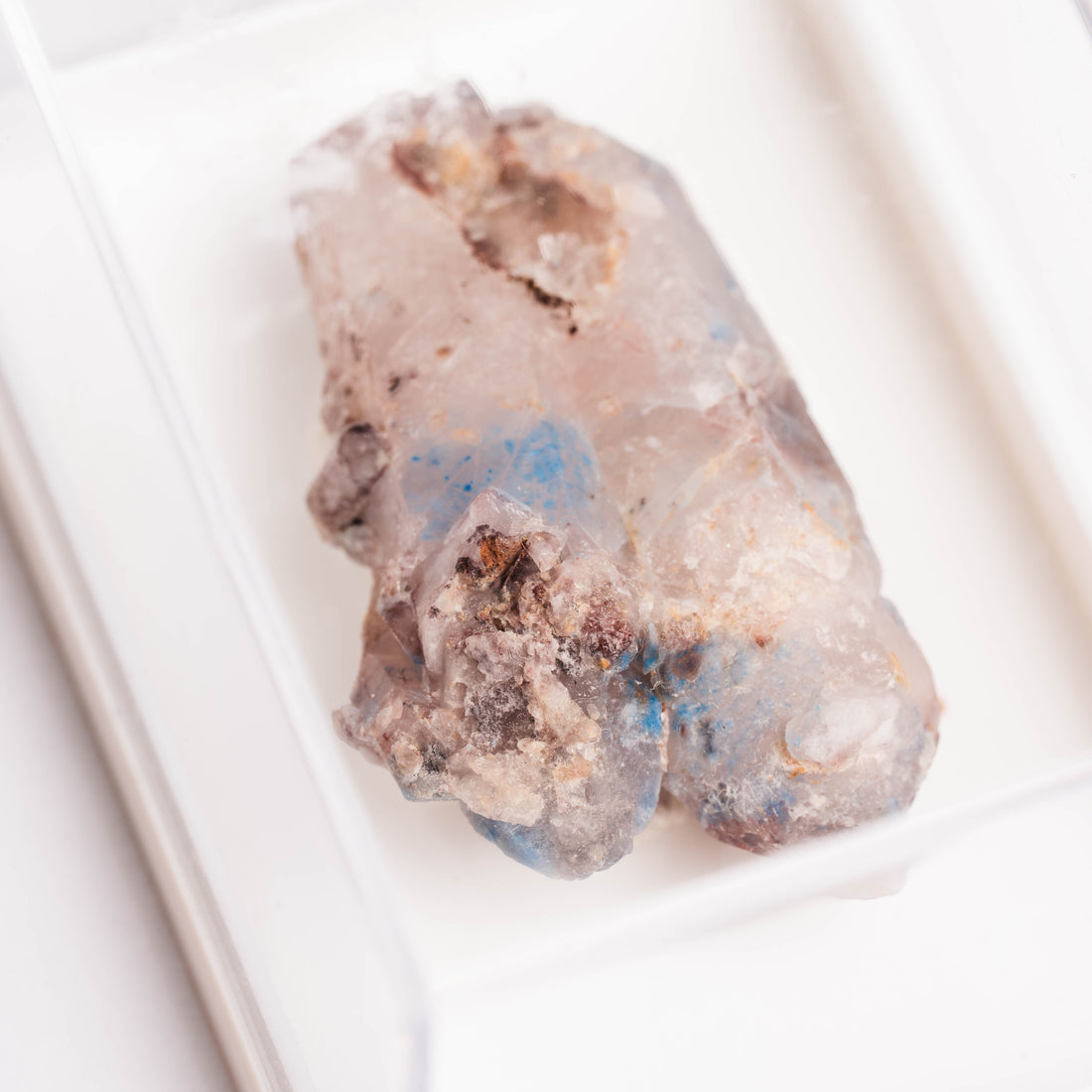 Papagoite and Ajoite in Quartz- Point