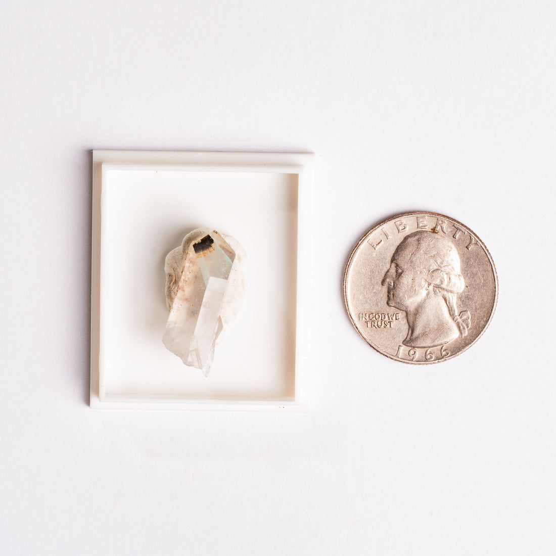 Papagoite and Ajoite in Quartz- Point