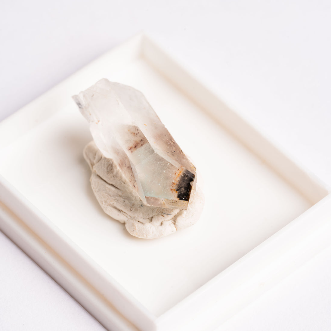 Papagoite and Ajoite in Quartz- Point