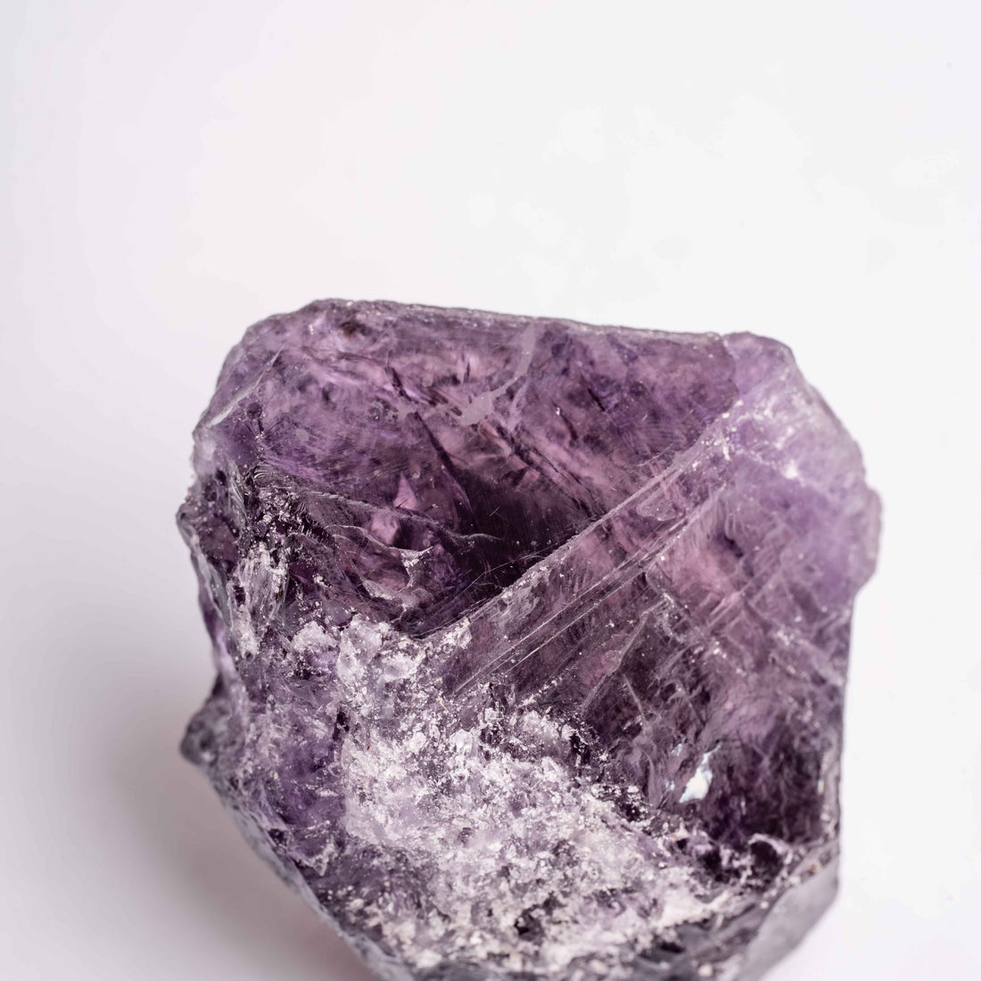 Scapolite, Purple
