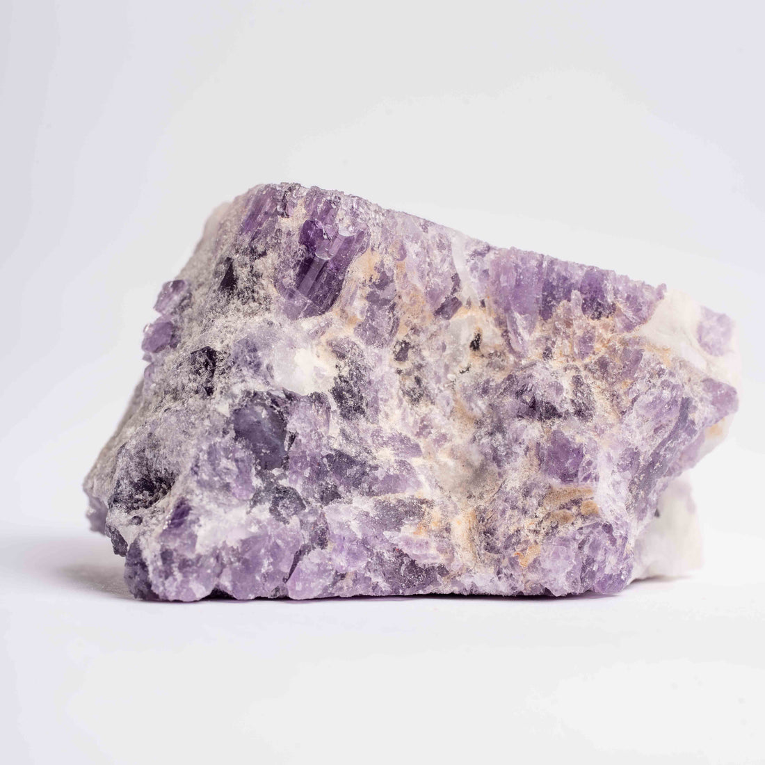 Scapolite, Purple