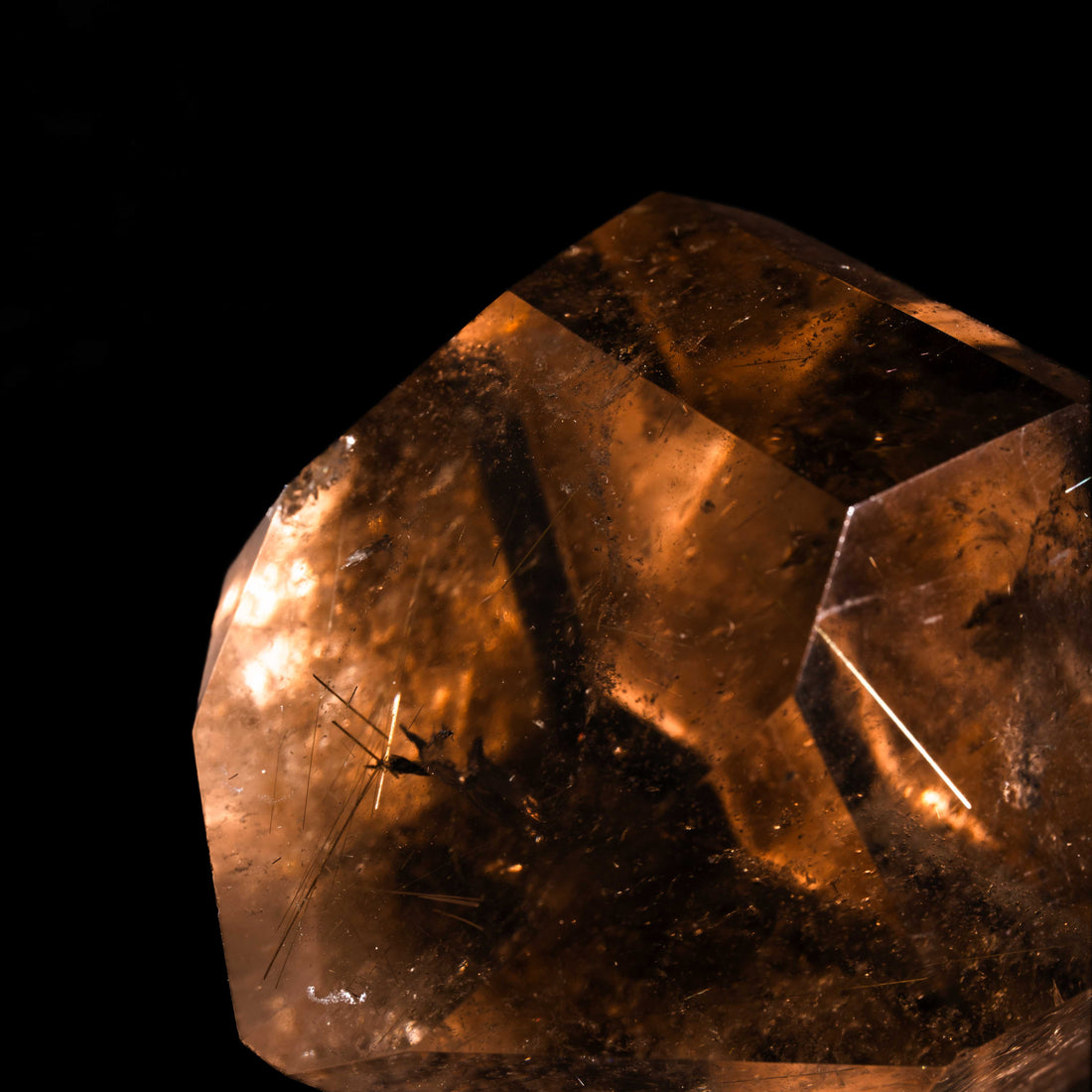Quartz, Smoky w Rutile