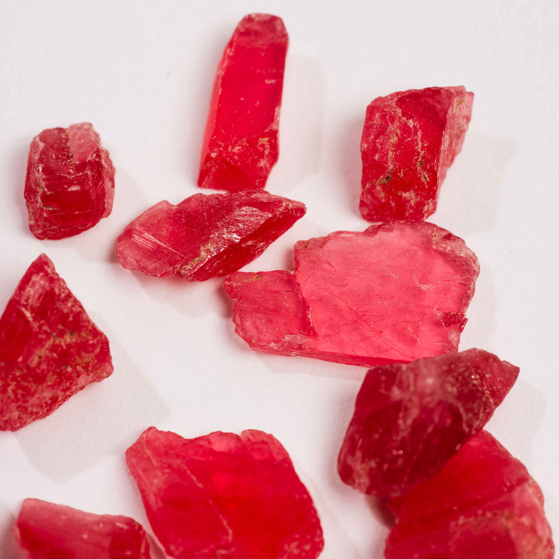 Rhodonite - Intuitive Pick, AA Grade Gemmy