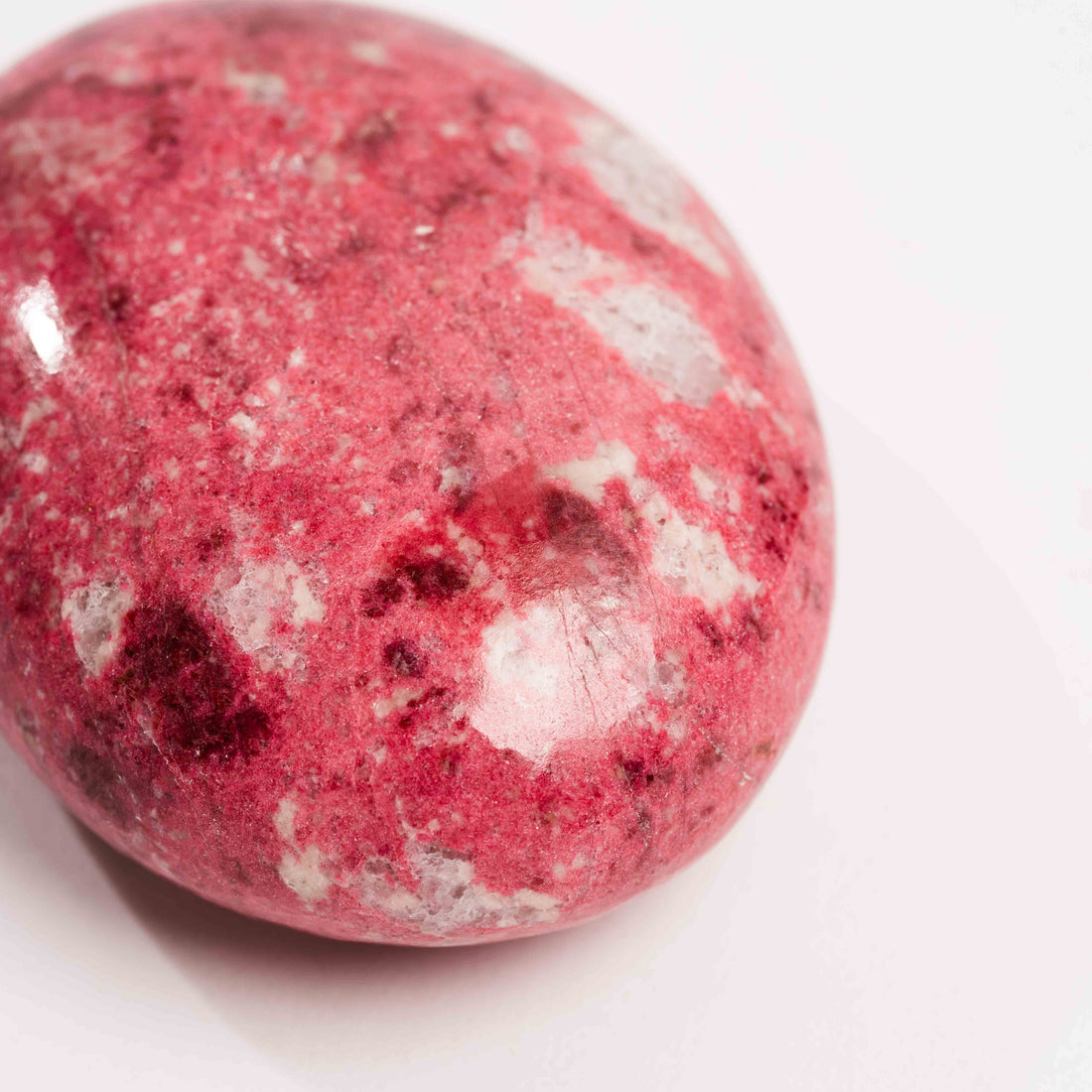 Thulite - Palm