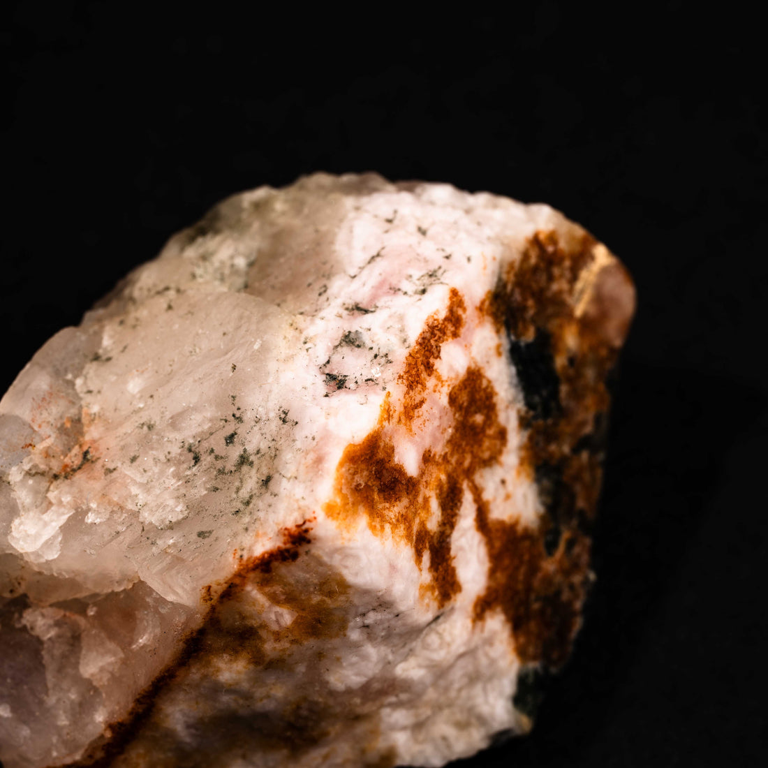 Tugtupite - Rough