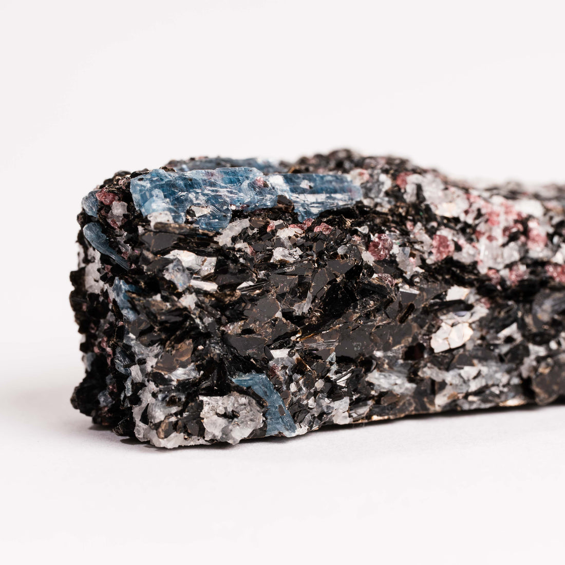 Kyanite + Garnet + Biotite Mica - Rough