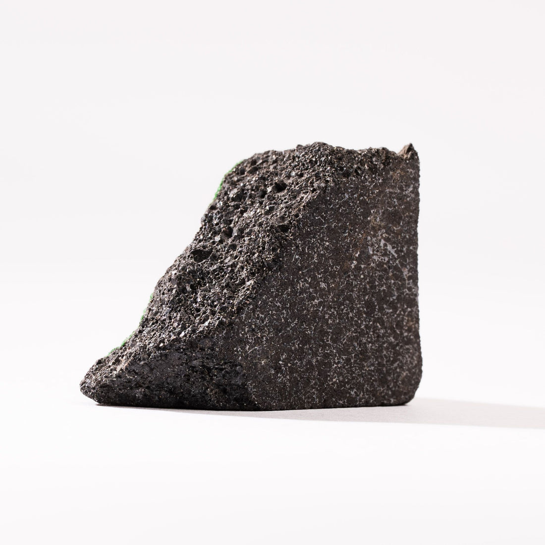 Garnet, Uvarovite - Rough