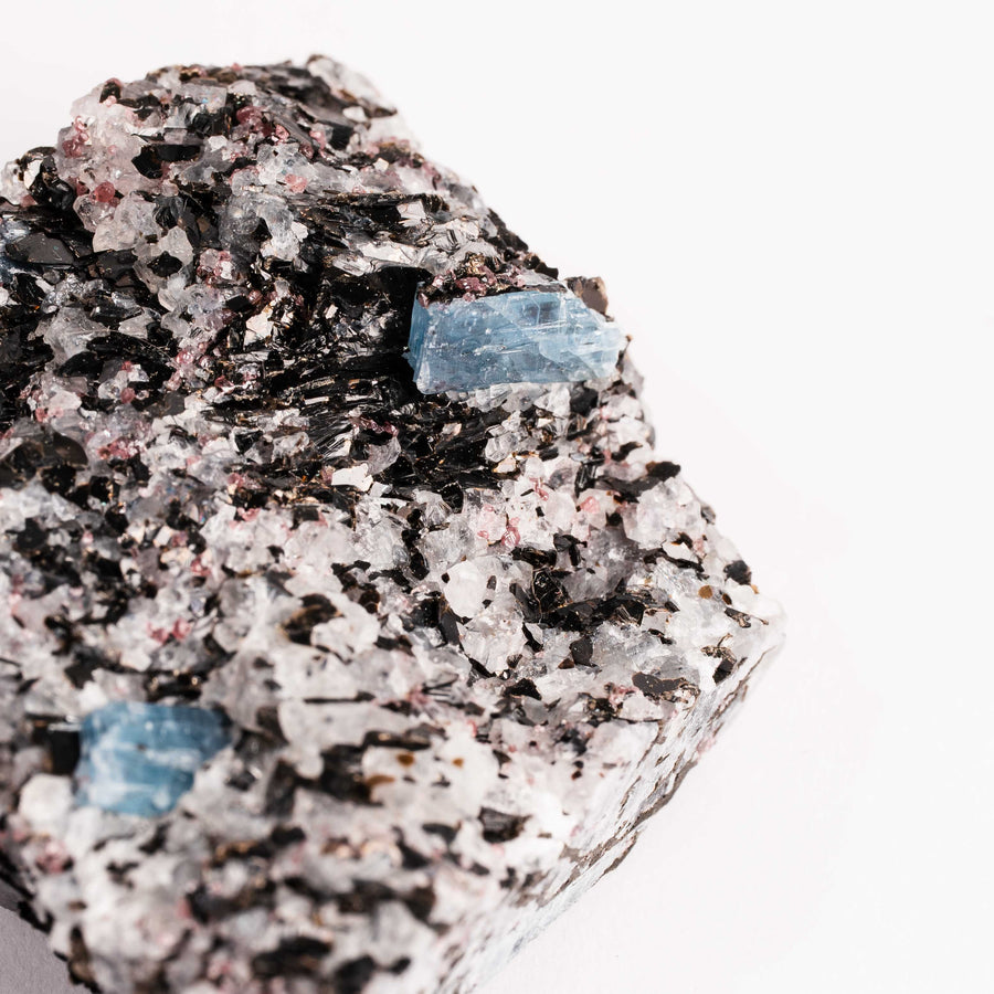 Kyanite + Garnet + Biotite Mica - Rough