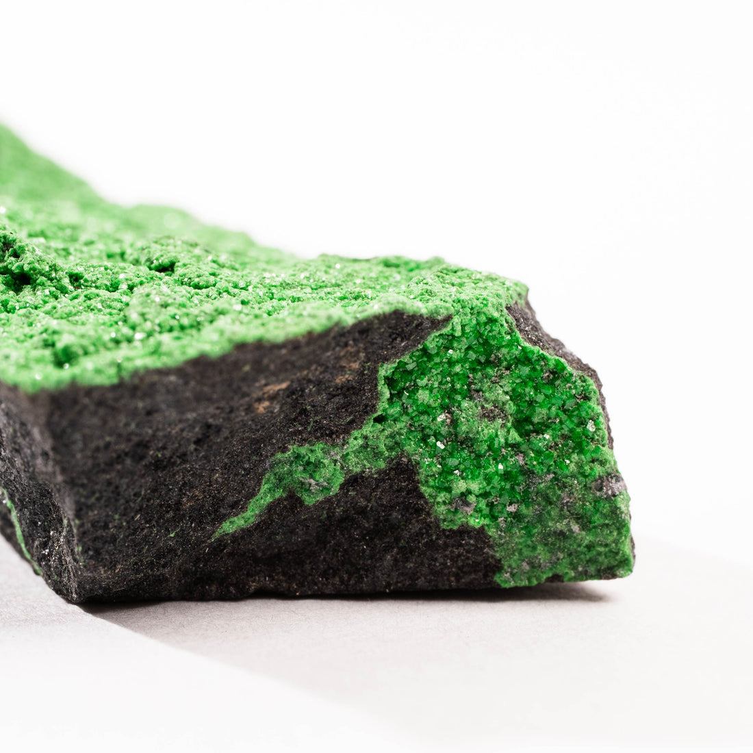 Garnet, Uvarovite - Rough