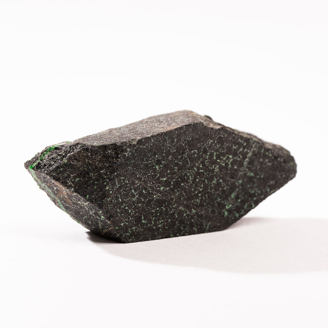 Garnet, Uvarovite - Rough