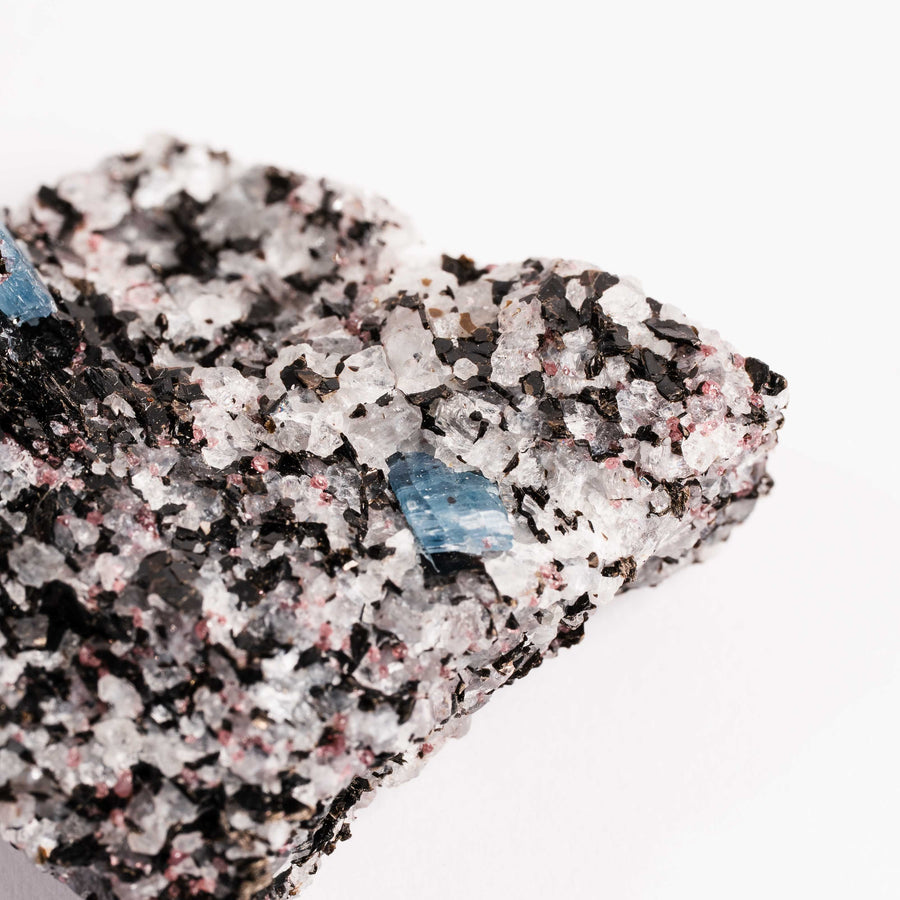 Kyanite + Garnet + Biotite Mica - Rough