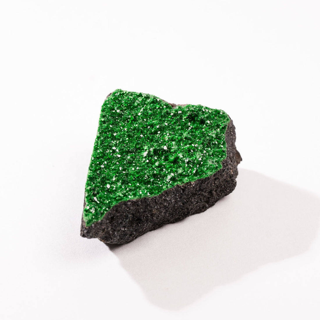 Garnet, Uvarovite - Rough