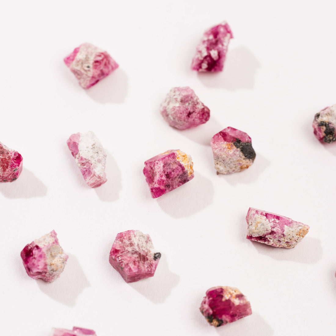 Beryl, Red - Small Pieces - Intuitive Pick